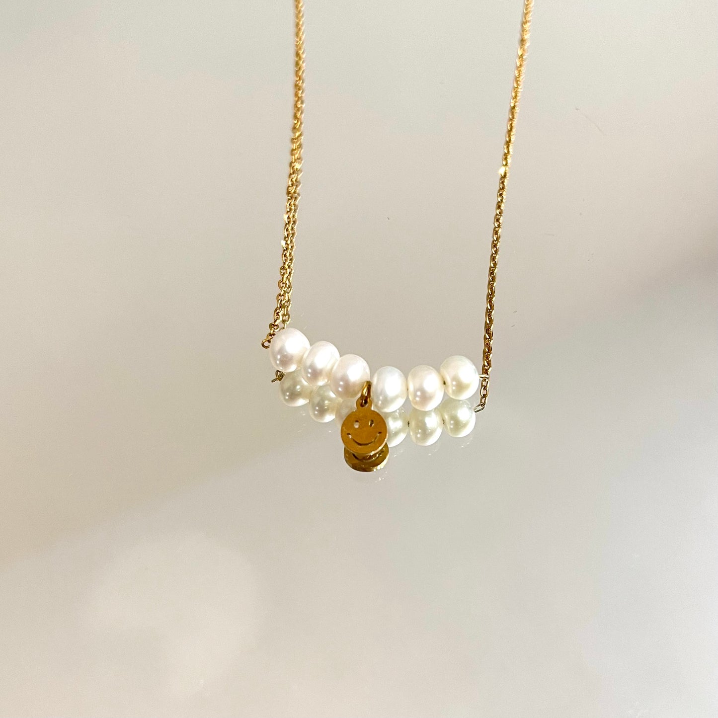 Natural Pearls Smile Necklace