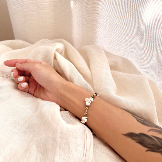 Handmade white Turquoise with Hematite Bracelets